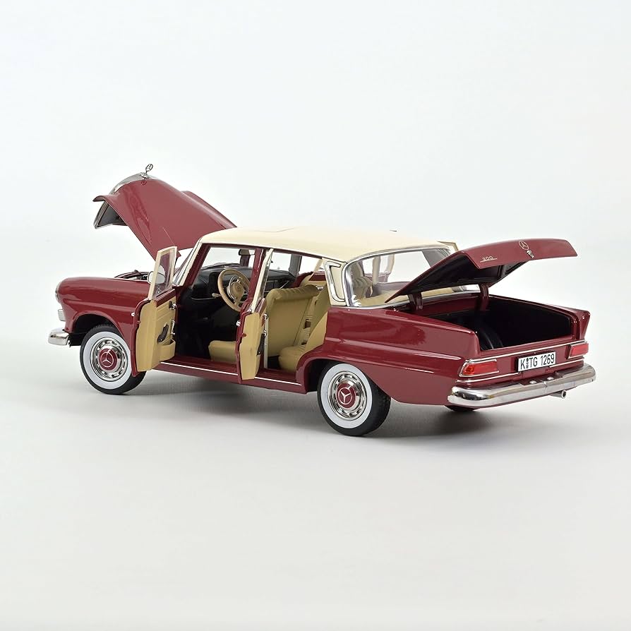 Amazon.com: NOREV 1/18 - M-ERCEDES-B-ENZ 200-1966 : Toys & Games